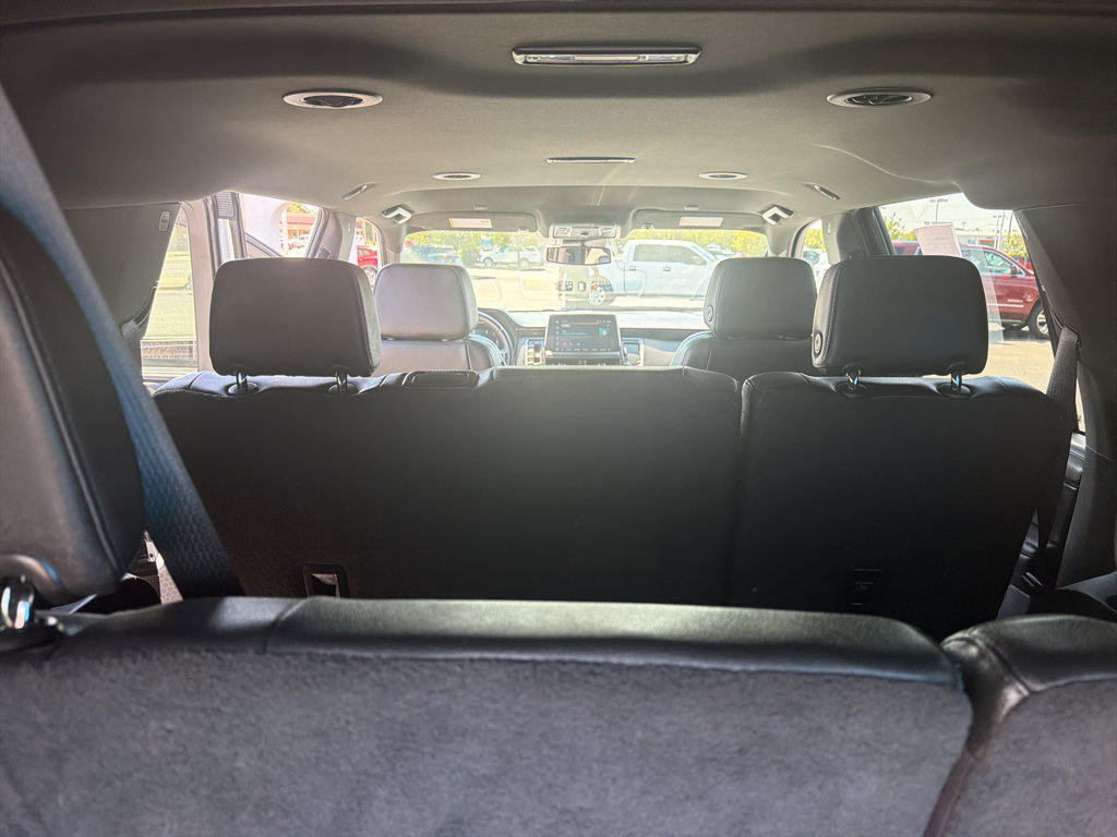 Used 2024 Chevrolet Suburban LT AWD/4WD image 12