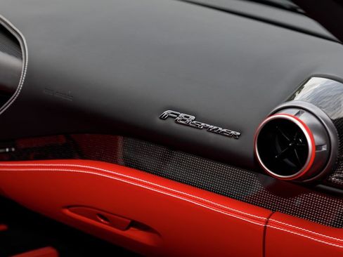 Used 2022 Ferrari F8 Tributo RWD image 16