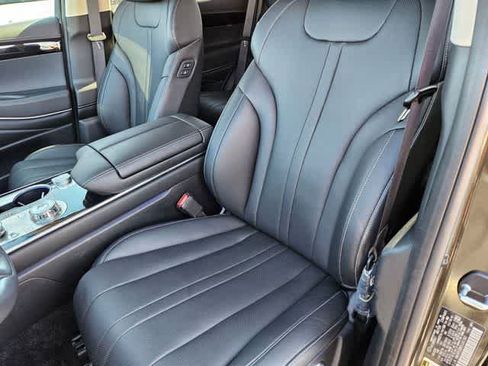 Used 2025 Genesis GV80 2.5T Standard image 15