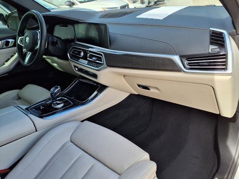 Used 2021 BMW X5 M50i w/ Executive Package image 10