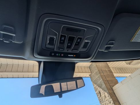 Used 2024 GMC Sierra 1500 Elevation w/ Elevation Premium Package image 31