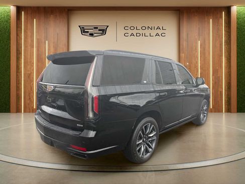 Certified 2023 Cadillac Escalade Sport Platinum w/ LPO, Floor Liner Package AWD/4WD image 5
