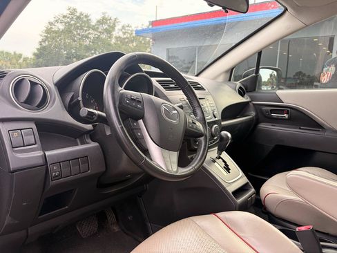 Used 2012 MAZDA MAZDA5 Grand Touring FWD image 2