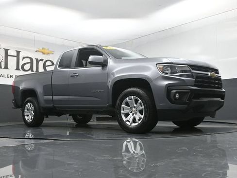 Used 2021 Chevrolet Colorado LT w/ LT Convenience Package RWD image 2