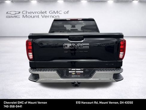 New 2026 GMC Sierra 1500 SLE w/ LPO, Black Badging Package AWD/4WD image 4