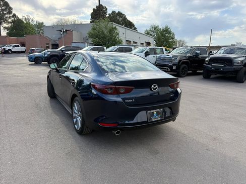 Used 2021 MAZDA MAZDA3 s FWD image 6