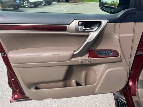 Used 2011 Lexus GX 460 Premium AWD/4WD image 14