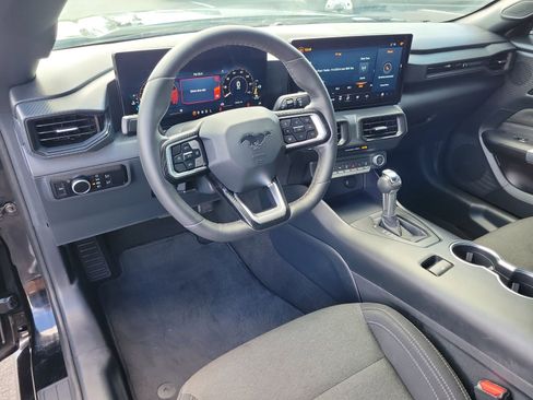 Certified 2024 Ford Mustang Coupe RWD image 13