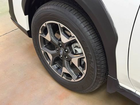 Used 2020 Subaru Crosstrek 2.0i Premium w/ Moonroof Package 2 image 13