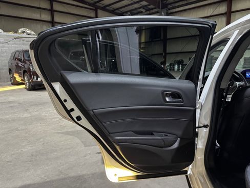 Used 2019 Acura ILX image 16