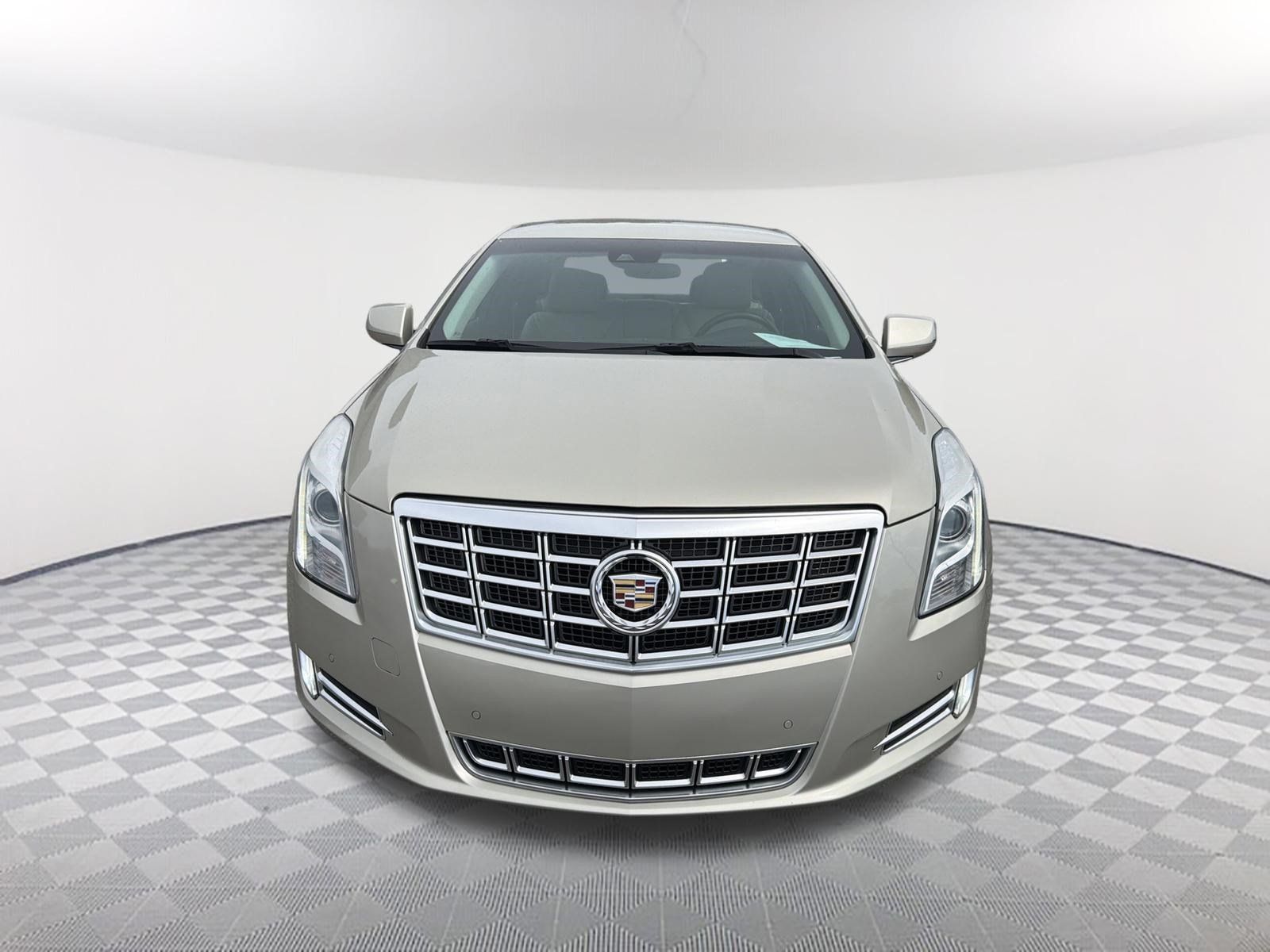 Used 2015 Cadillac XTS Luxury w/ Driver Awareness Package FWD image 2