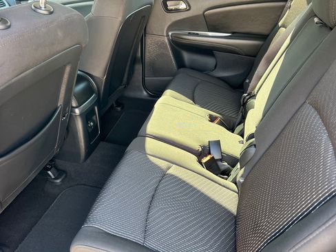 Used 2014 Dodge Journey SXT w/ Flexible Seating Group AWD/4WD image 12