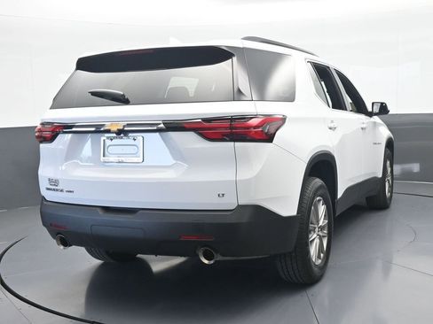 Used 2023 Chevrolet Traverse LT image 5