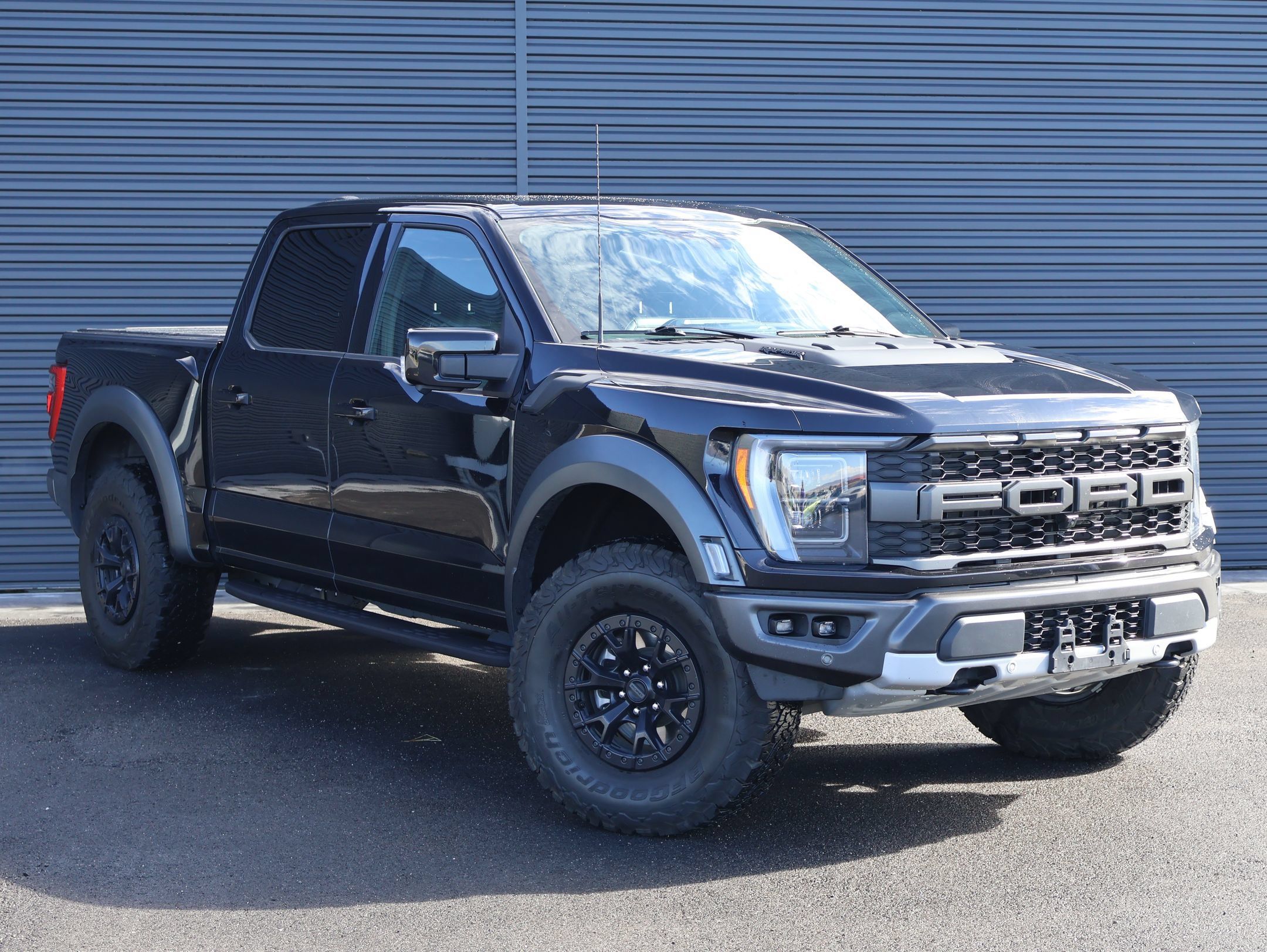 Used 2023 Ford F150 Raptor w/ Raptor 37 Performance Package AWD/4WD image 7