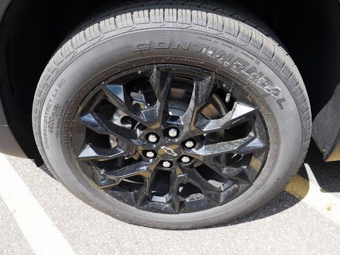 New 2026 Chevrolet Traverse LT w/ Enhanced Driving Package image 32