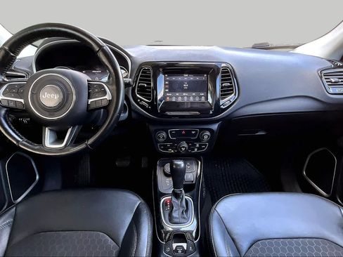 Used 2021 Jeep Compass Latitude AWD/4WD image 16