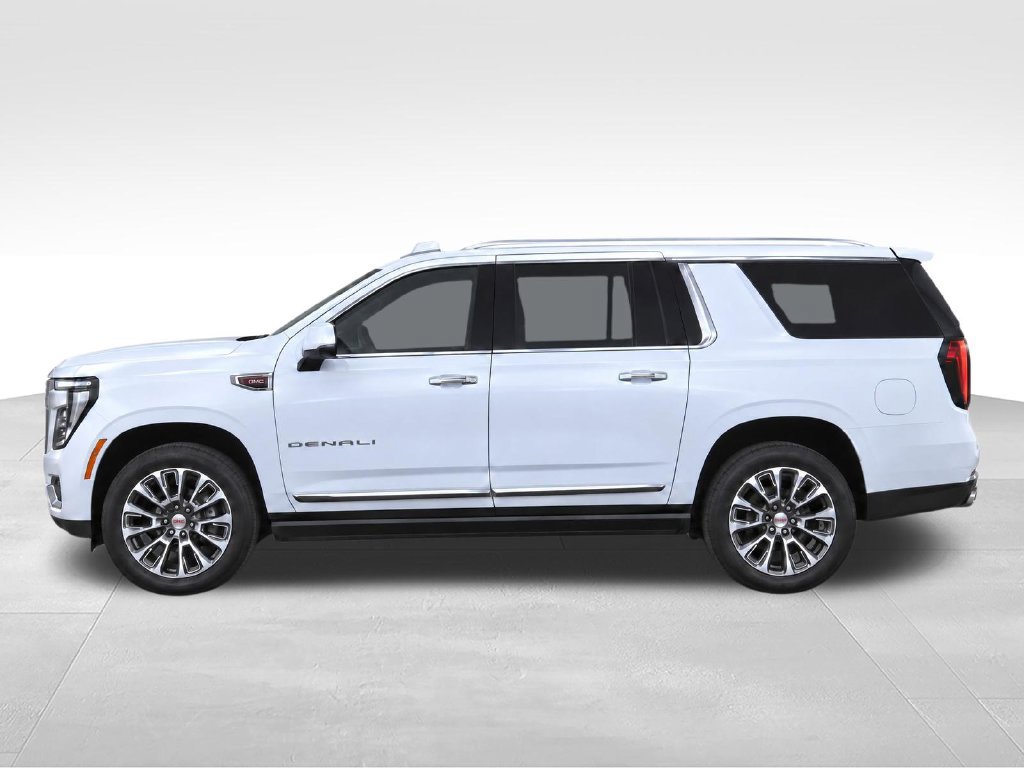 Used 2025 GMC Yukon XL Denali w/ Sun & Power Step Package RWD image 8