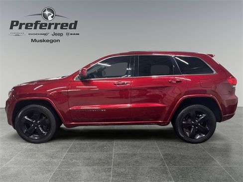 Used 2015 Jeep Grand Cherokee Altitude image 12