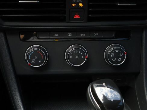 Used 2023 Volkswagen Jetta Sport FWD image 23