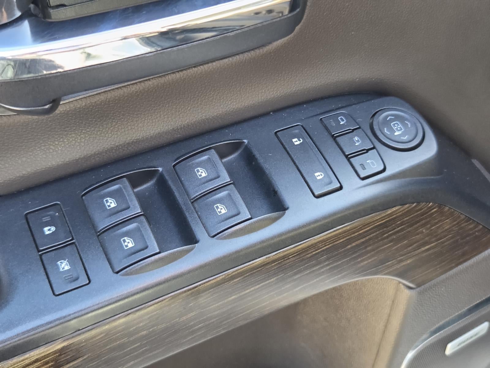 Used 2019 GMC Sierra 2500 Denali w/ Duramax Plus Package AWD/4WD image 18