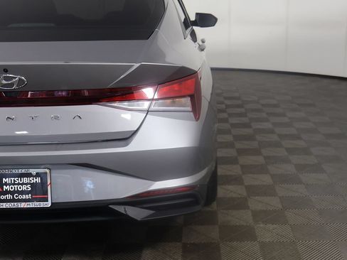 Used 2023 Hyundai Elantra SEL w/ Convenience Package FWD image 16