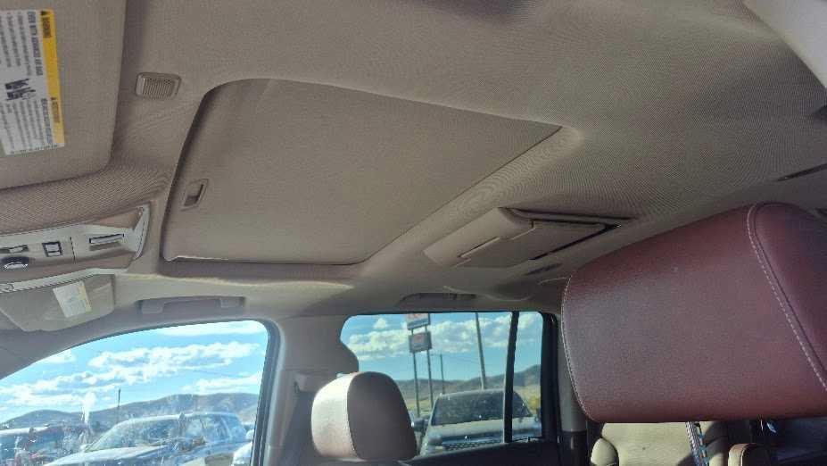 Used 2015 Chevrolet Suburban LTZ AWD/4WD image 10