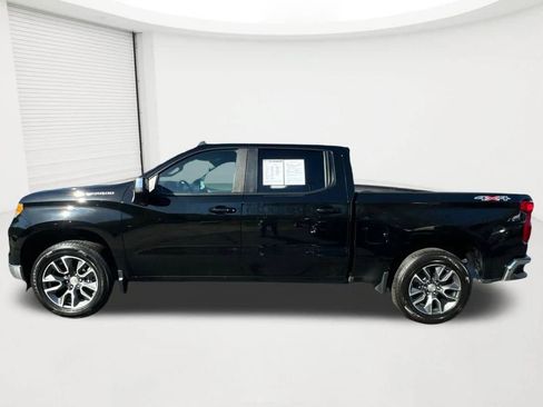 Used 2023 Chevrolet Silverado 1500 LT AWD/4WD image 8