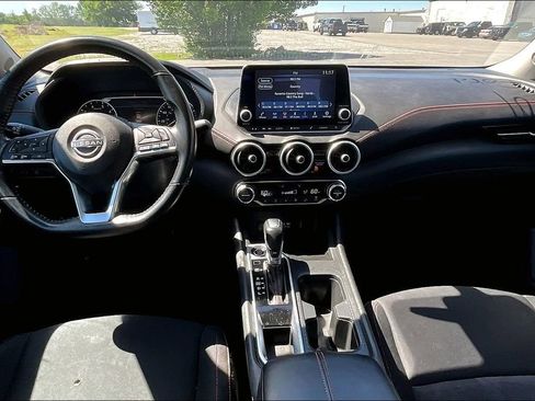 Used 2024 Nissan Sentra SR FWD image 12