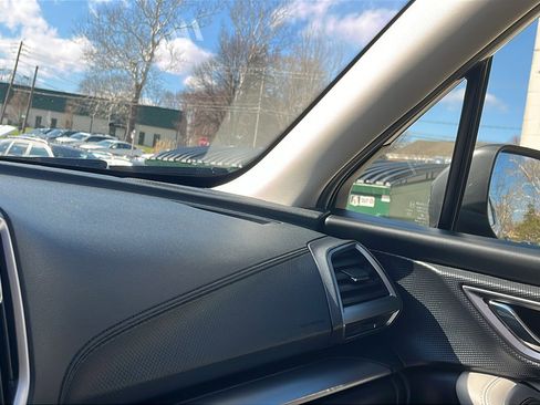 Certified 2023 Subaru Forester Premium image 19