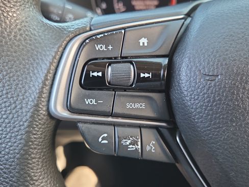 Used 2019 Honda Accord LX image 21