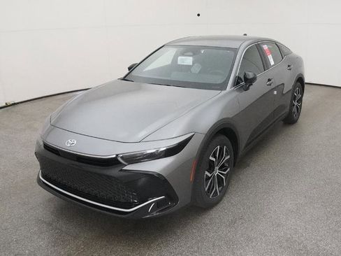 New 2026 Toyota Crown XLE image 16