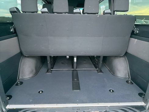 Used 2019 Mercedes-Benz Sprinter 2500 image 24