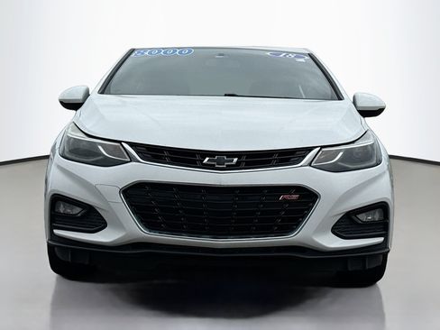 Used 2018 Chevrolet Cruze LT w/ Redline Edition FWD image 17