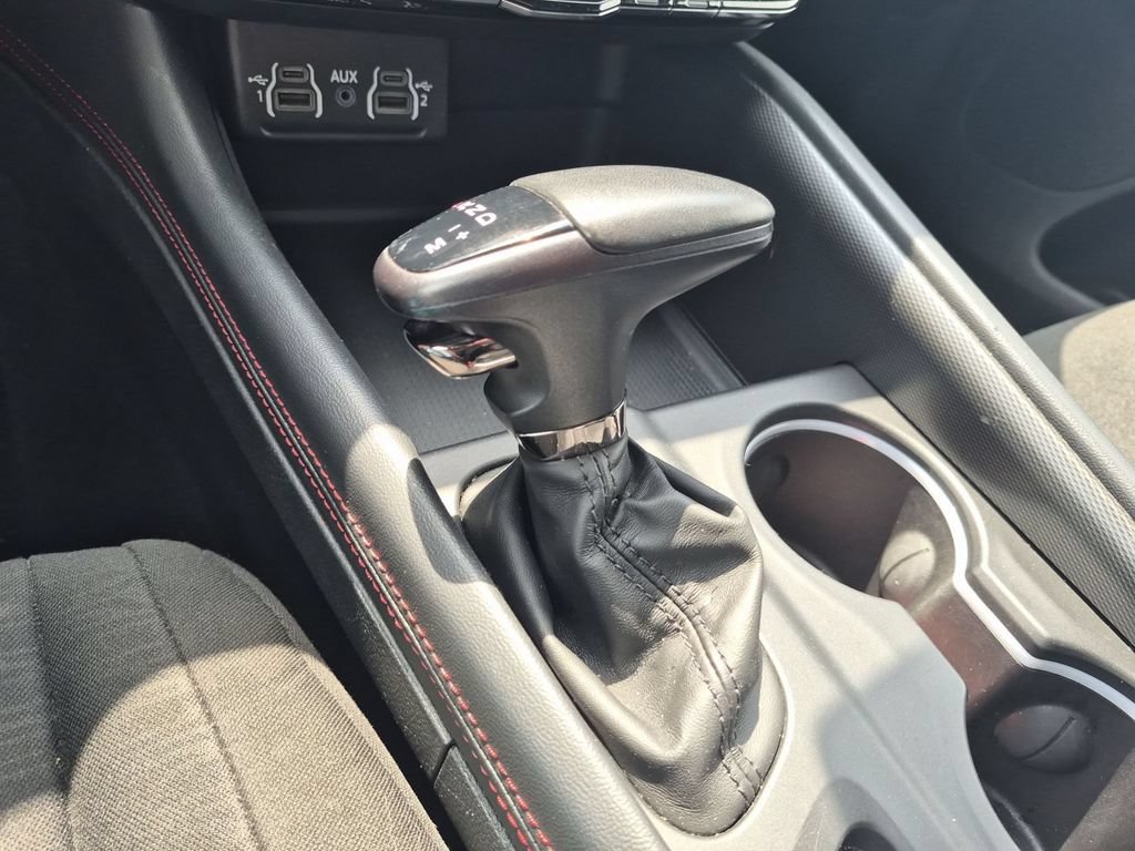 Used 2025 Dodge Durango GT RWD image 27