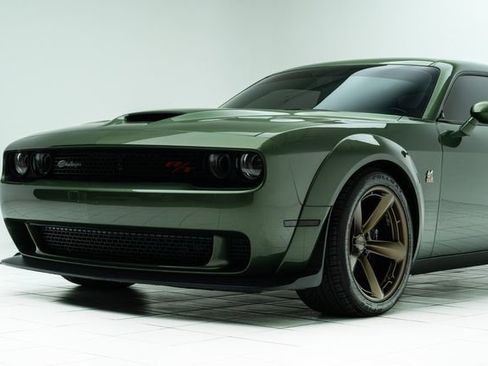 Used 2019 Dodge Challenger R/T Scat Pack w/ Widebody Package image 11