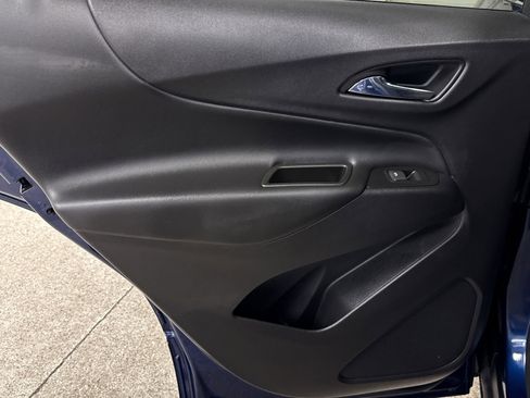 Used 2023 Chevrolet Equinox LT image 15