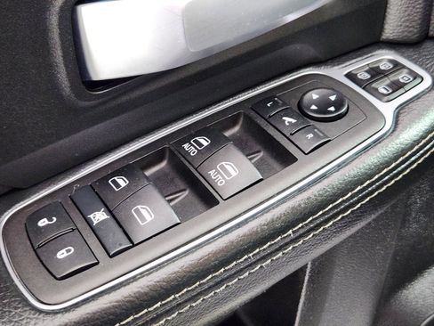 Used 2024 RAM 2500 Big Horn image 17