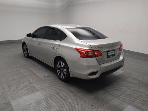 Used 2019 Nissan Sentra SV w/ Special Edition Package FWD image 3