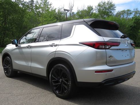 Used 2023 Mitsubishi Outlander SEL AWD/4WD image 7