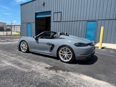 Used 2023 Porsche 718 Boxster Spyder RWD image 85