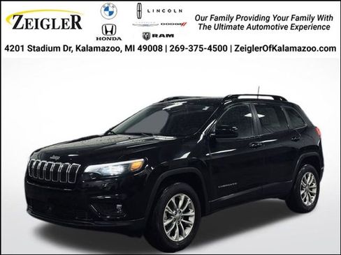 Used 2022 Jeep Cherokee Latitude Lux image 1