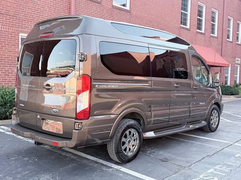 Used 2016 Ford Transit 150 XLT RWD image 8