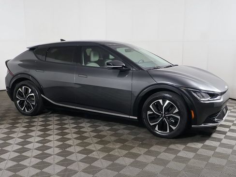 Used 2023 Kia EV6 Wind AWD/4WD image 16