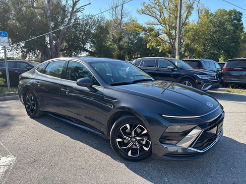 Used 2025 Hyundai Sonata SEL FWD image 5
