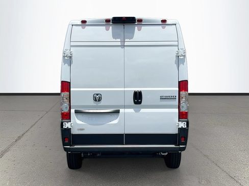 New 2026 RAM ProMaster 2500 w/ Convenience Group FWD image 6