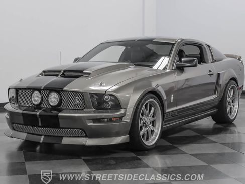 Used 2005 Ford Mustang GT image 17