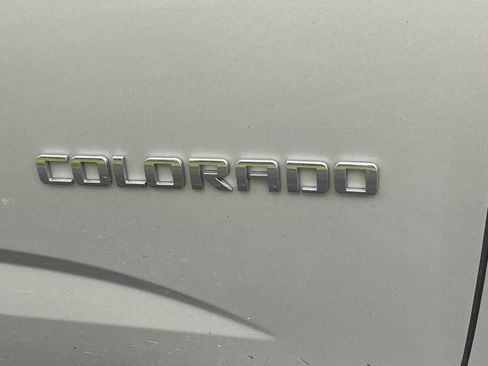 Certified 2018 Chevrolet Colorado LT image 11