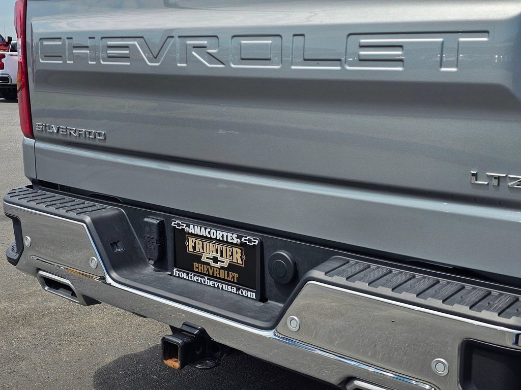 Certified 2025 Chevrolet Silverado 1500 LTZ w/ LTZ Premium Package AWD/4WD image 14