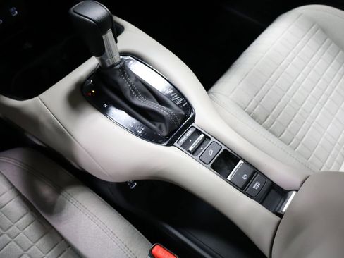 New 2026 Honda HR-V LX image 26