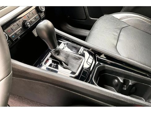 Certified 2023 Jeep Compass Limited AWD/4WD image 28